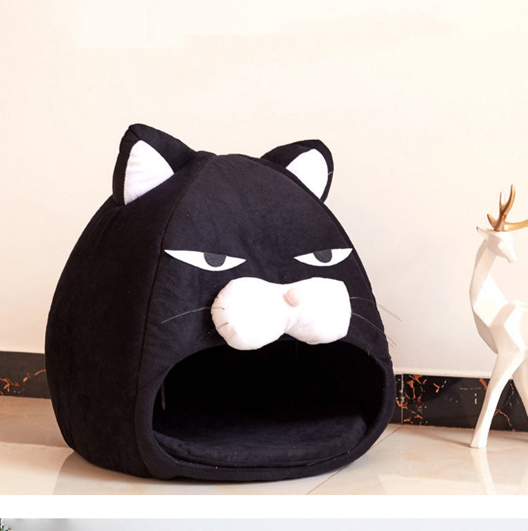 Cozy bed for cats and dogs